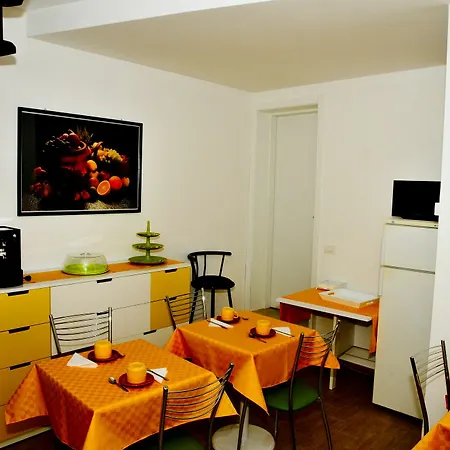 בית הארחה Casa34 רגוזה